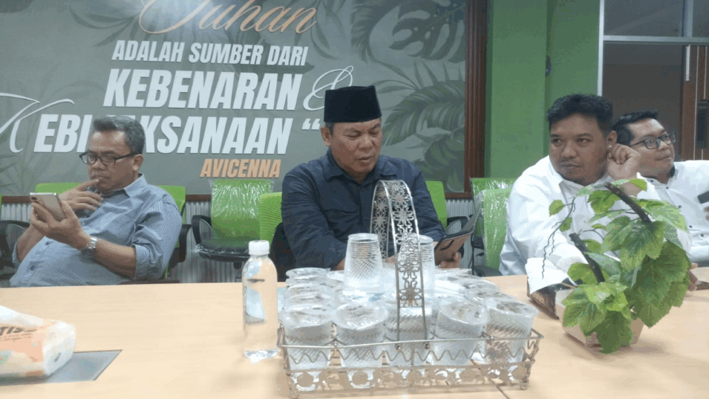 RAPAT PERSIAPAN PENERIMAAN CALON MAHASISWA BARU (PCMB) DI LINGKUNGAN PROGRAM PASCASARJANA UIN SIBER SYEKH NURJATI CIREBON