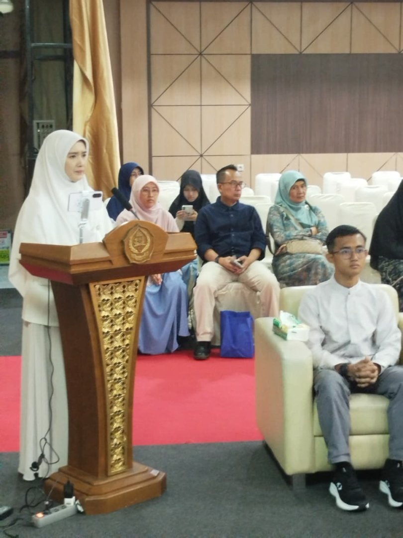 Soroti Peran Keteladanan Guru dalam Kecerdasan Spiritual Siswa, Pascasarjana UIN Siber Syekh Nurjati Gelar Sidang Terbuka Ipih Hidawati